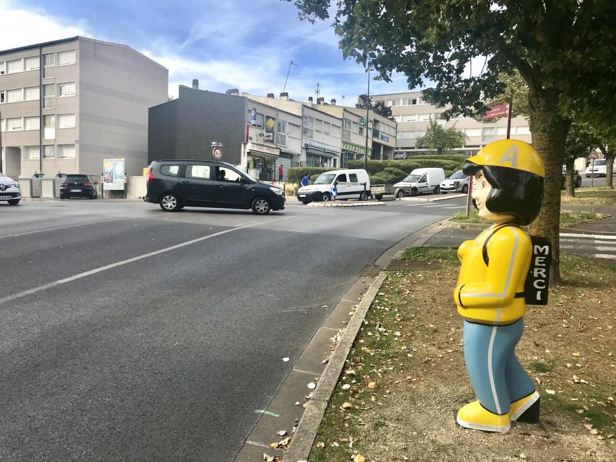 Figurine et silhouette de signalisation Alix