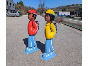 Figurine de signalisation routière pour la protection des enfants aux abords des écoles du monde